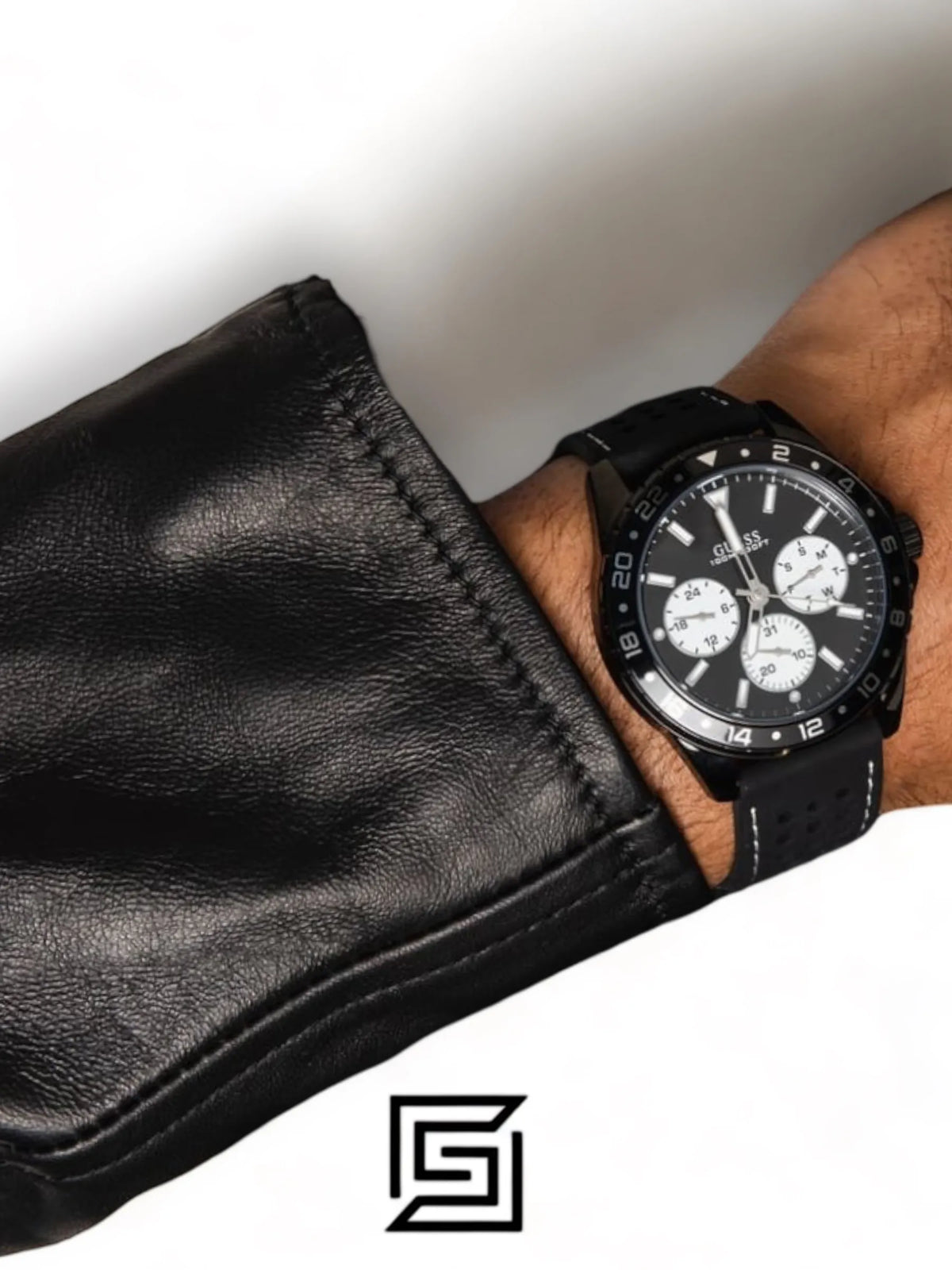 Guess watches Analog Black Dial Men's Watch-W1108G3