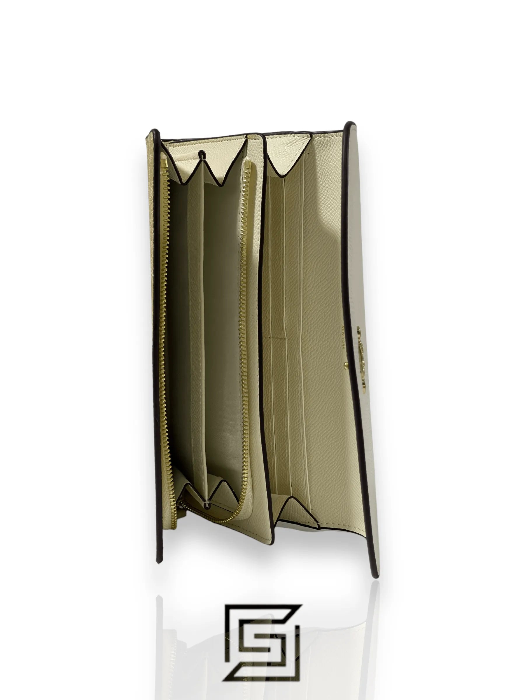محفظة Coach Slim Envelope في قماش Signature Canvas الأبيض طراز رقم F54022