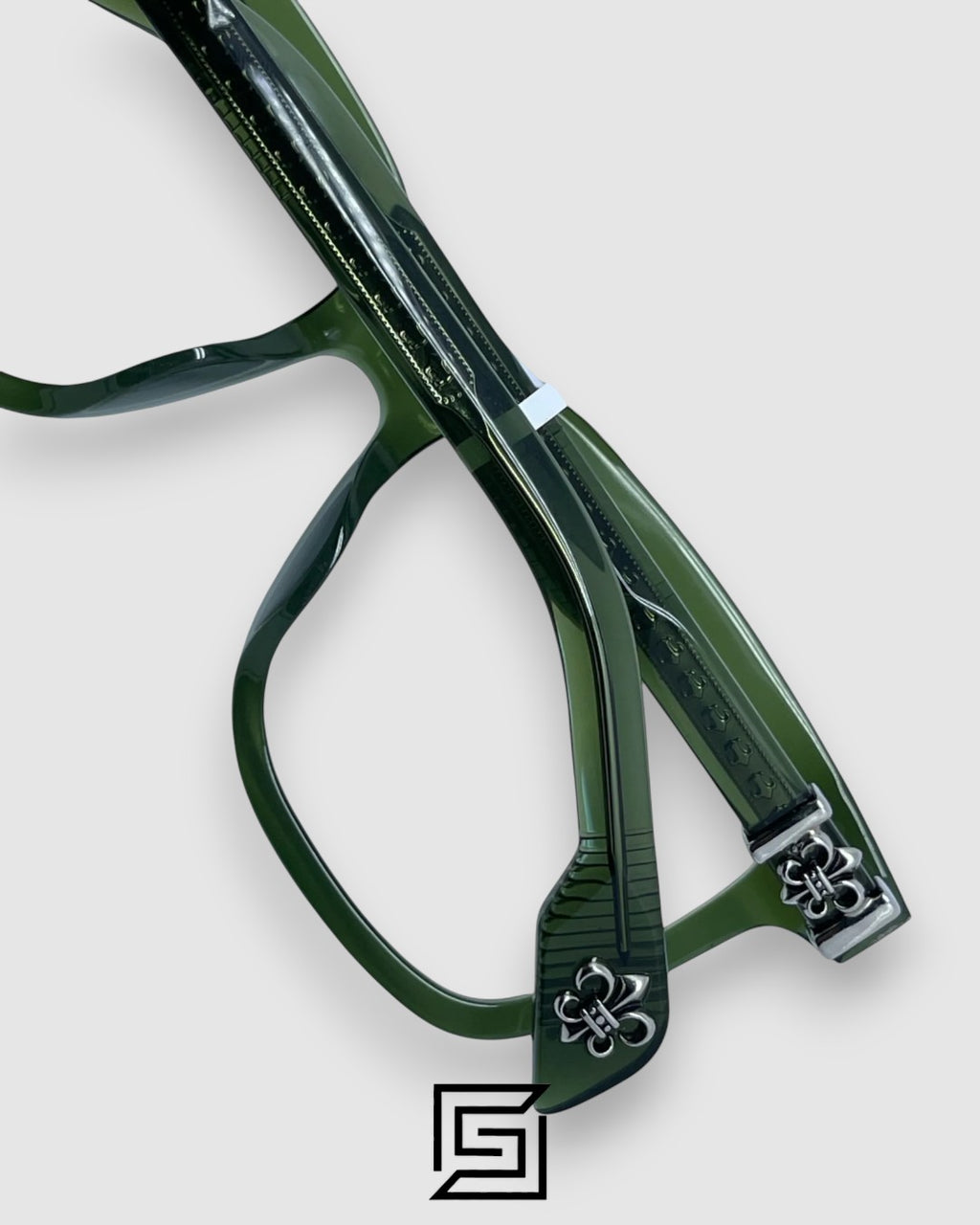 eyeglasses Chrome Heart CH8245 – Olive