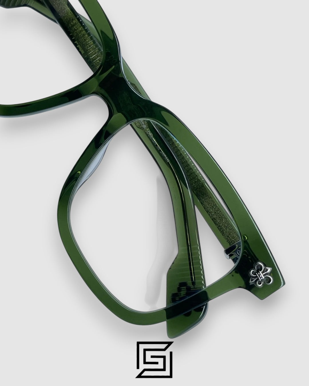 eyeglasses Chrome Heart CH8245 – Olive