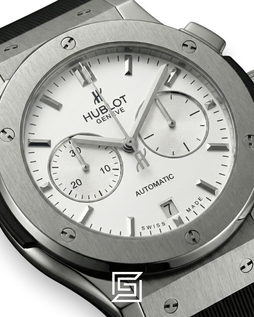 Hublot Classic Fusion White – Silver Case – Japanese Quartz – Black Rubber Strap