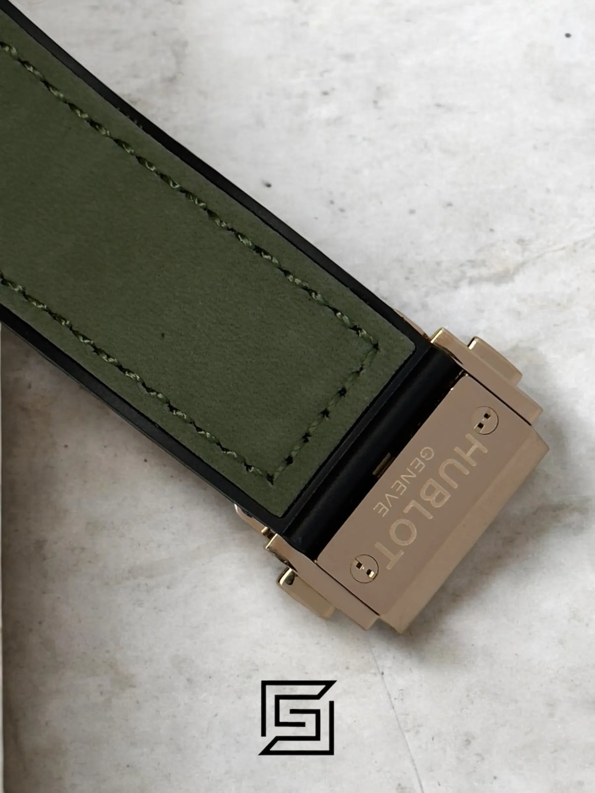 Hublot Classic Fusion Rose Gold – Black Dial – Japanese Quartz – Green Chamois Strap