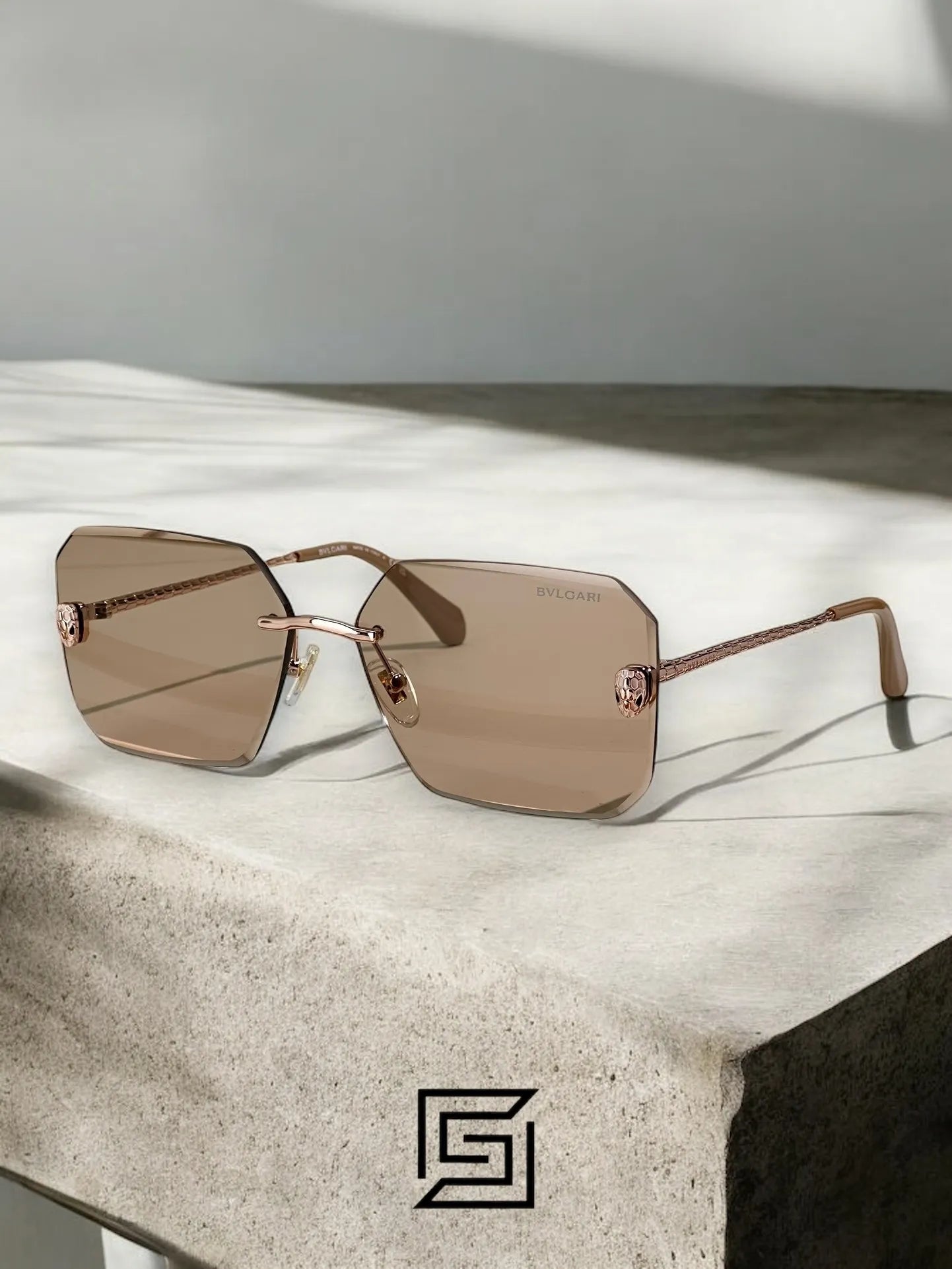 نظارات شمسية BVLGARI BV40026 للنساء - لون وردي
