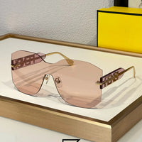 FENDI FE40067 Sunglasses For Women - pink