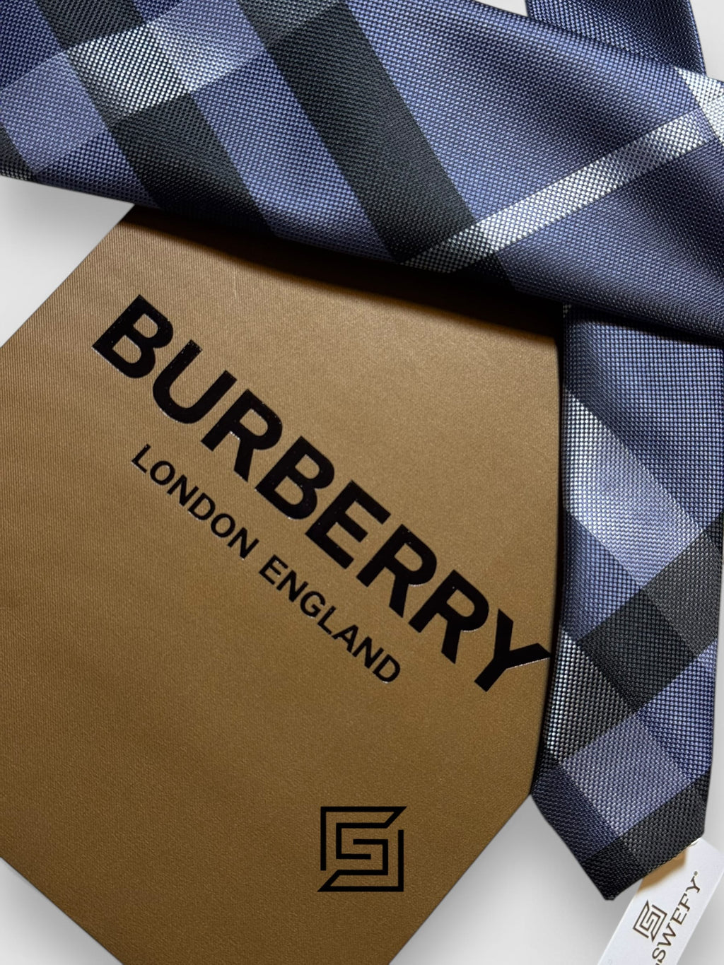 Burberry - Grey Traditional Pattern