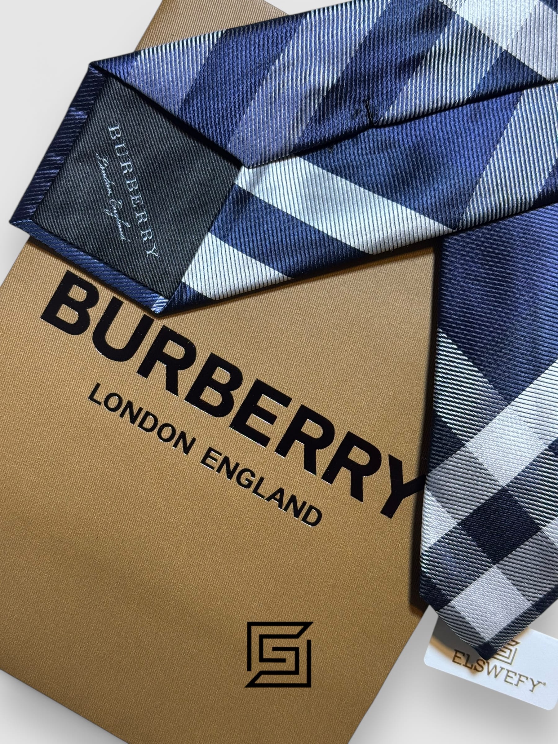 Burberry - Blue Traditional Pattern