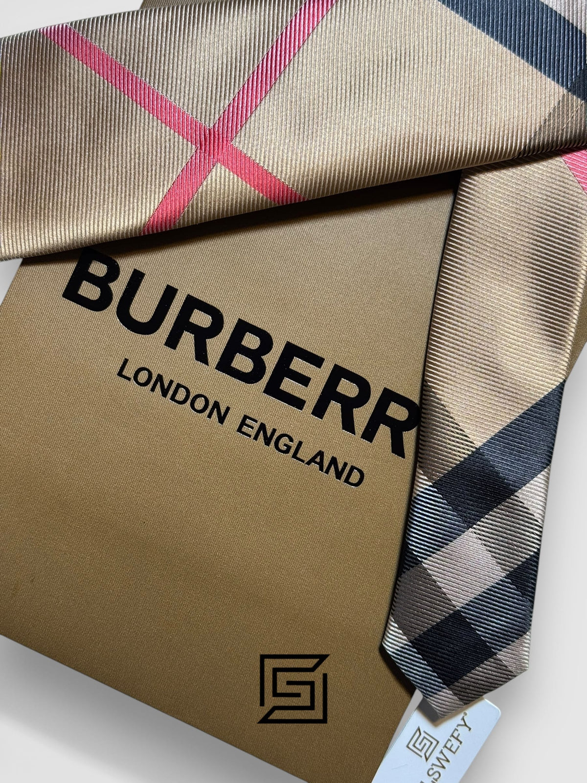 Burberry - Brown Traditional Pattern