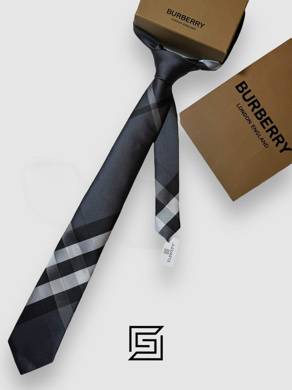 Burberry - Black Traditional Pattern