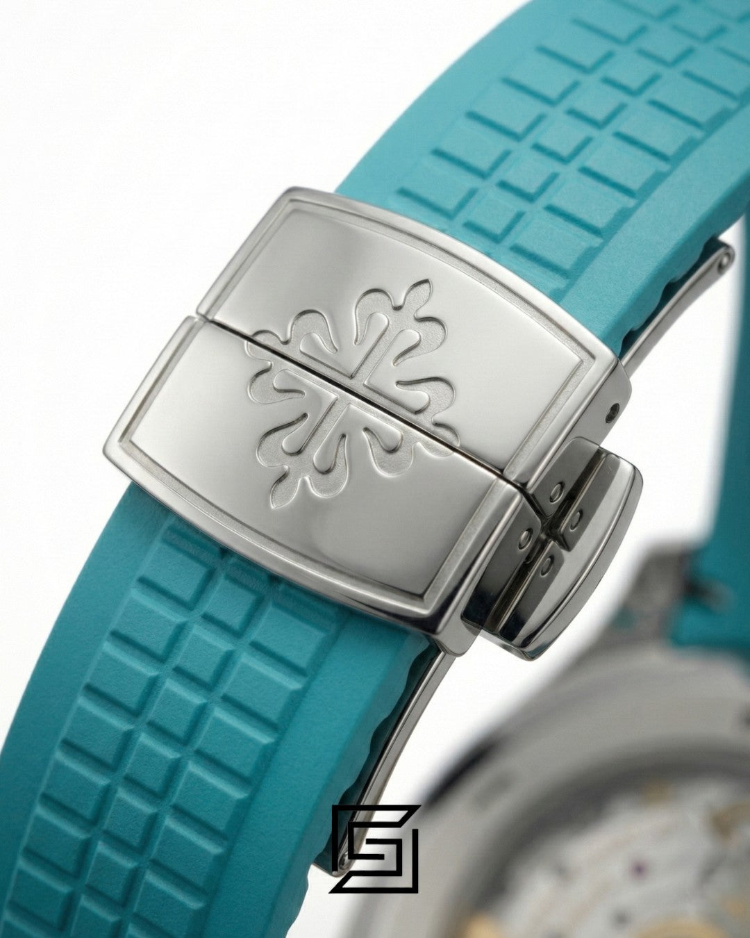 Patek Philippe Aquanaut – Turquoise Dial × Turquoise Rubber Strap – Japanese Automatic Chronograph