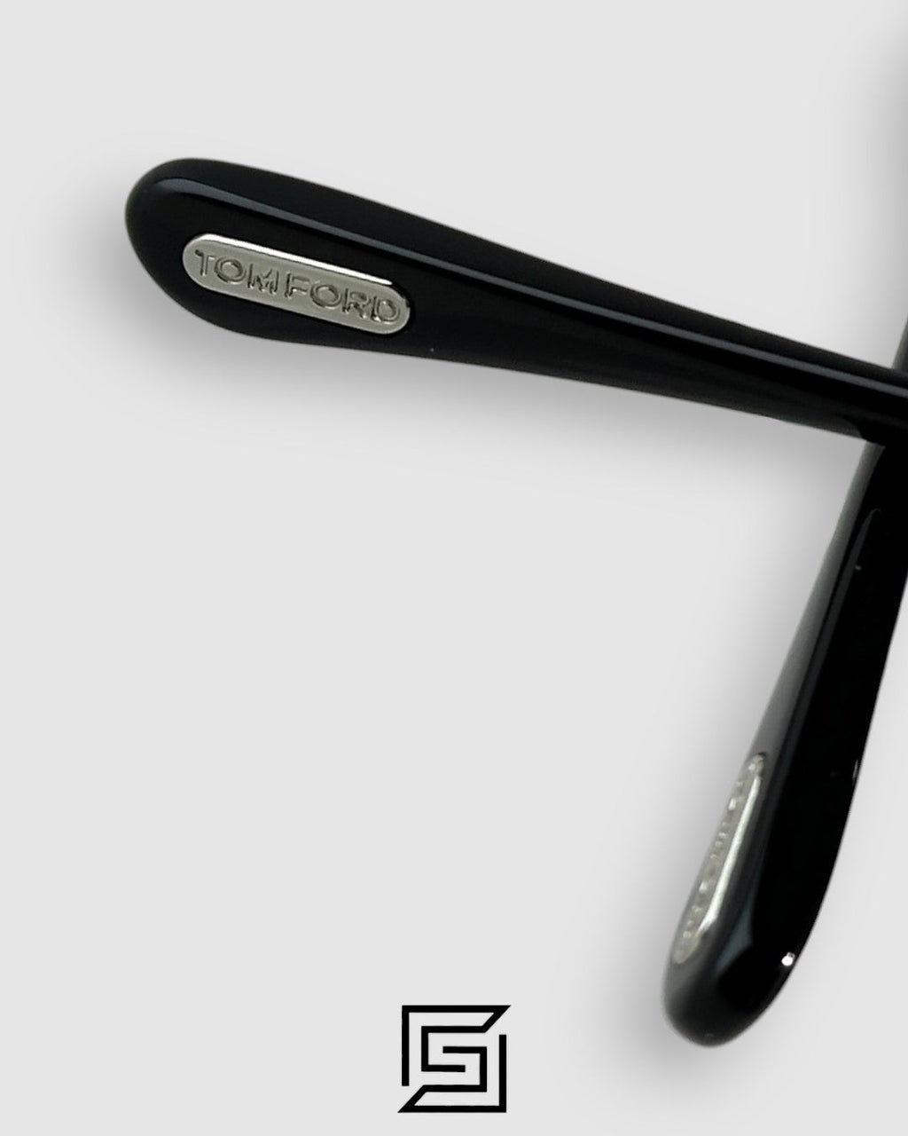 Tom Ford FT1107 عدسات فضية عاكسة وإطار فضي