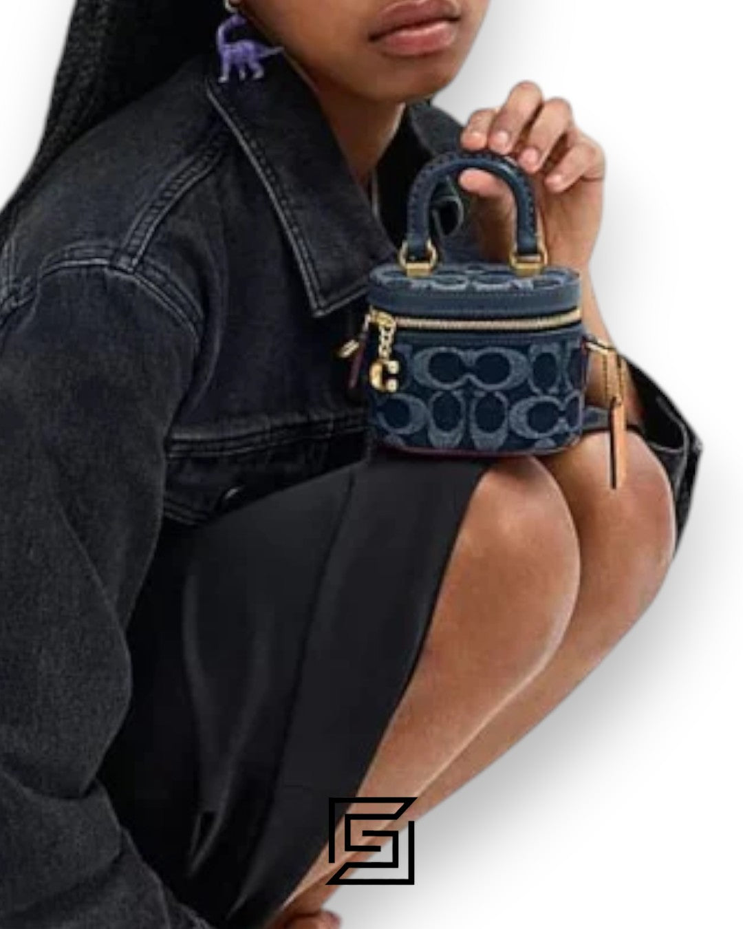 Coach Trail Crossbody 12 In Signature Denim Jeans – Style No. CT097