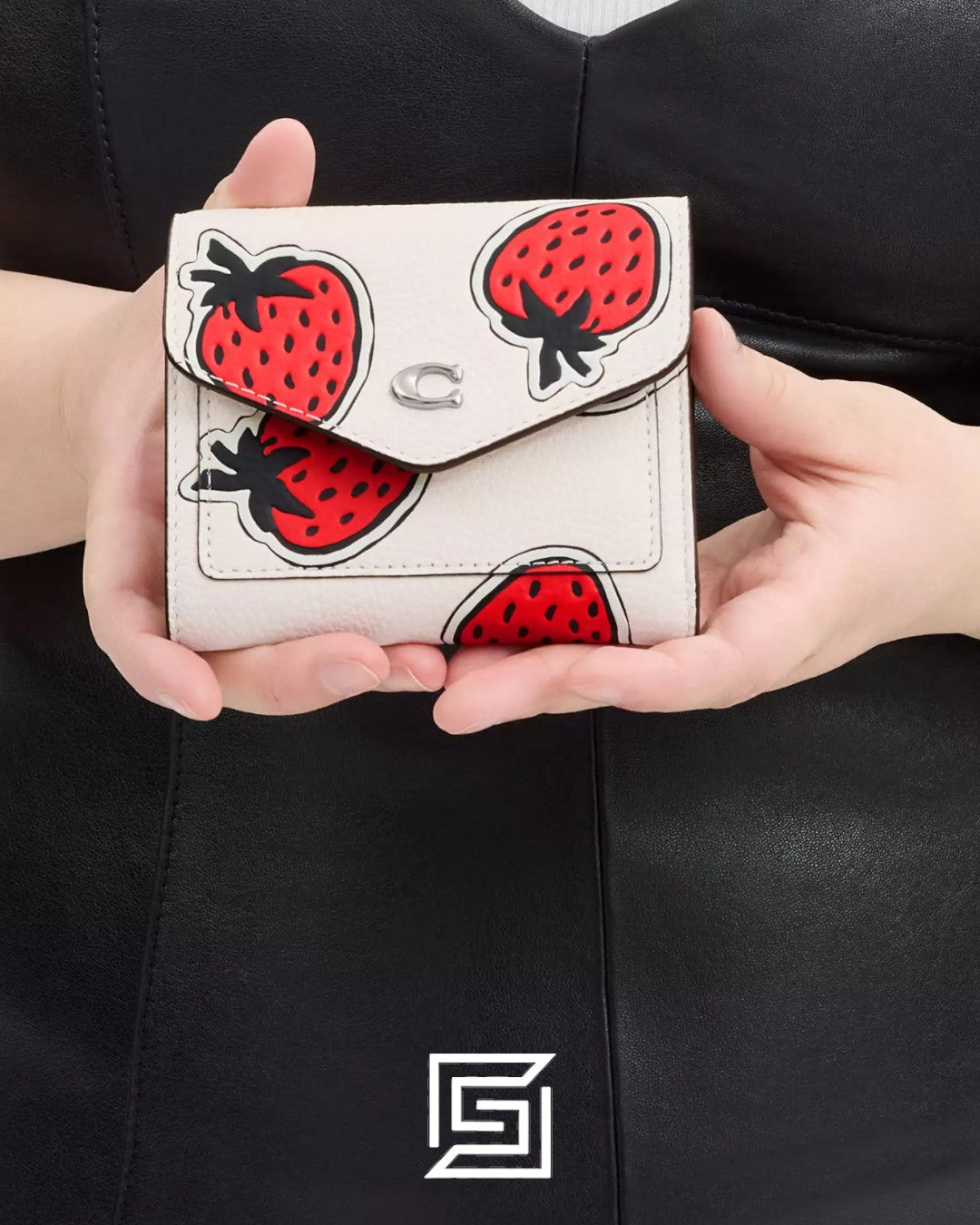 Coach Wyn Small Wallet With Strawberry Print White Style No. CU474