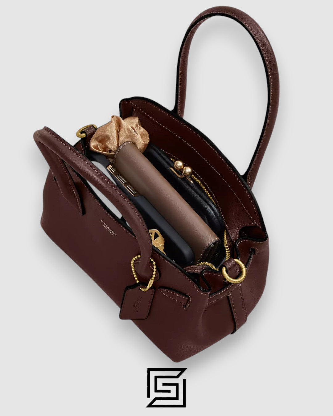 حقيبة كوتش Soft Empire Carryall باللون البني 21 CCY99
