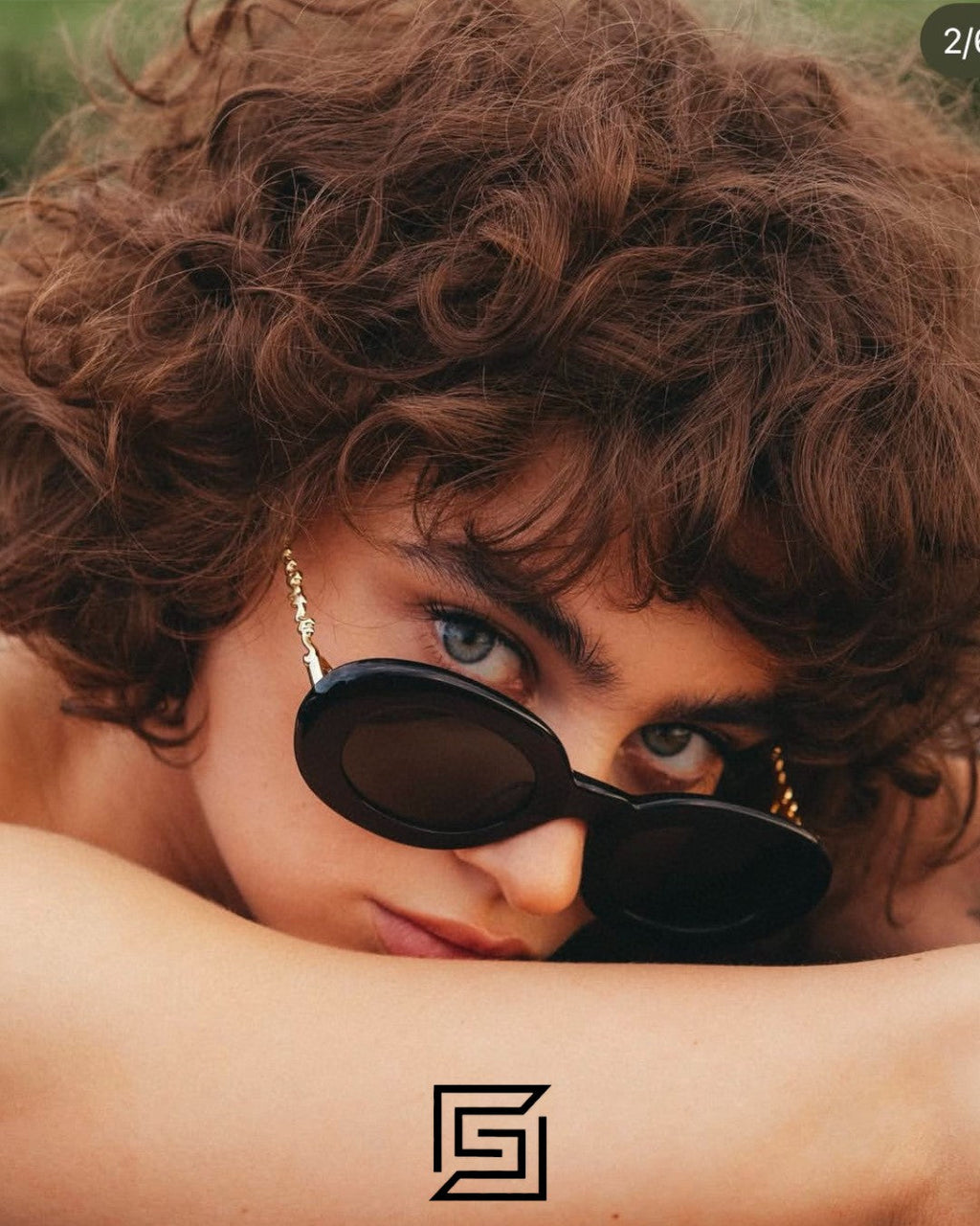 JACQUEMUS 235AC عدسات خضراء فاتحة وإطار أرجواني شفاف