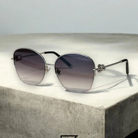 نظارة شمسية TIFFANY & CO TF3082 للنساء - فضي-2