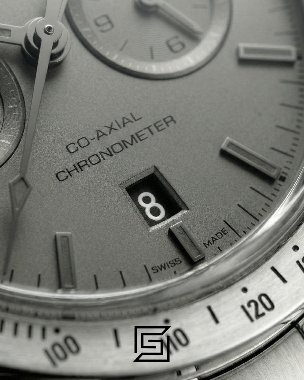 Omega Speedmaster Dark Side of the Moon – Dark Grey Dial & Stainless Steel