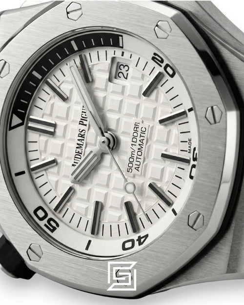 Audemars Piguet Royal Oak Offshore Diver White – Stainless Steel – Automatic