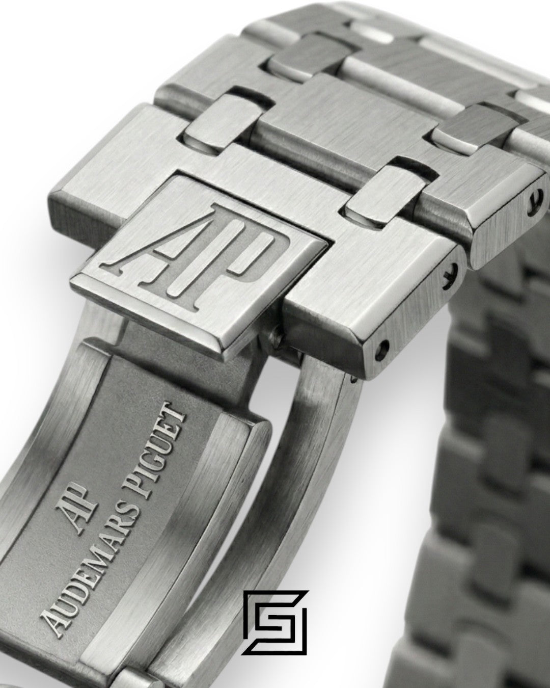 Audemars Piguet Royal Oak Chronograph Champagne Sunburst – Stainless Steel – Quartz
