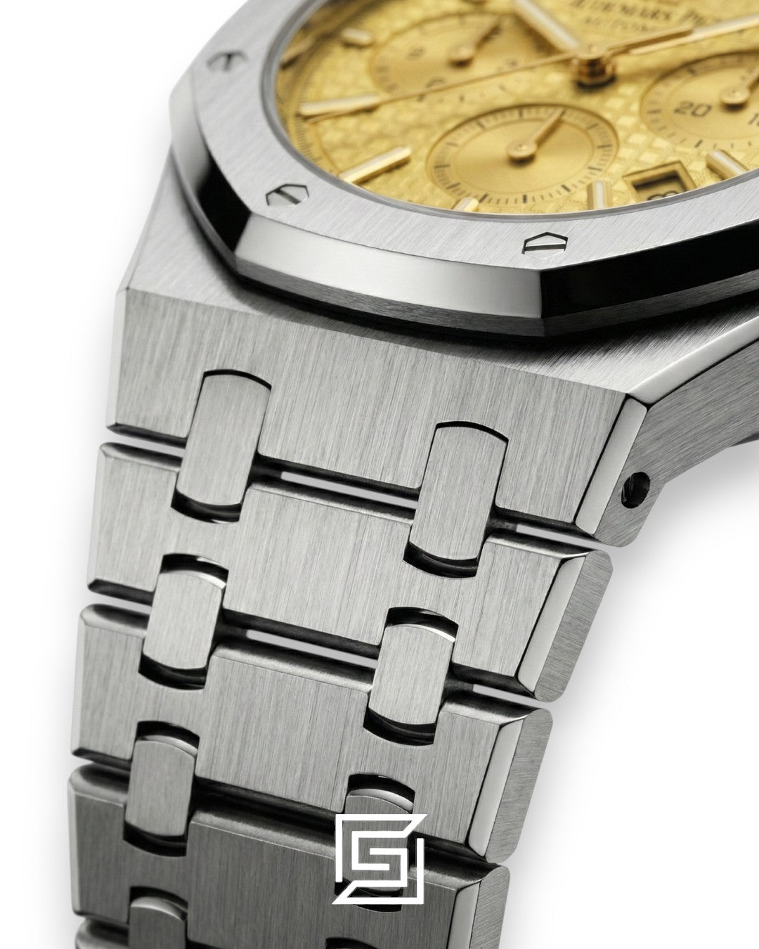 Audemars Piguet Royal Oak Chronograph Champagne Sunburst – Stainless Steel – Quartz