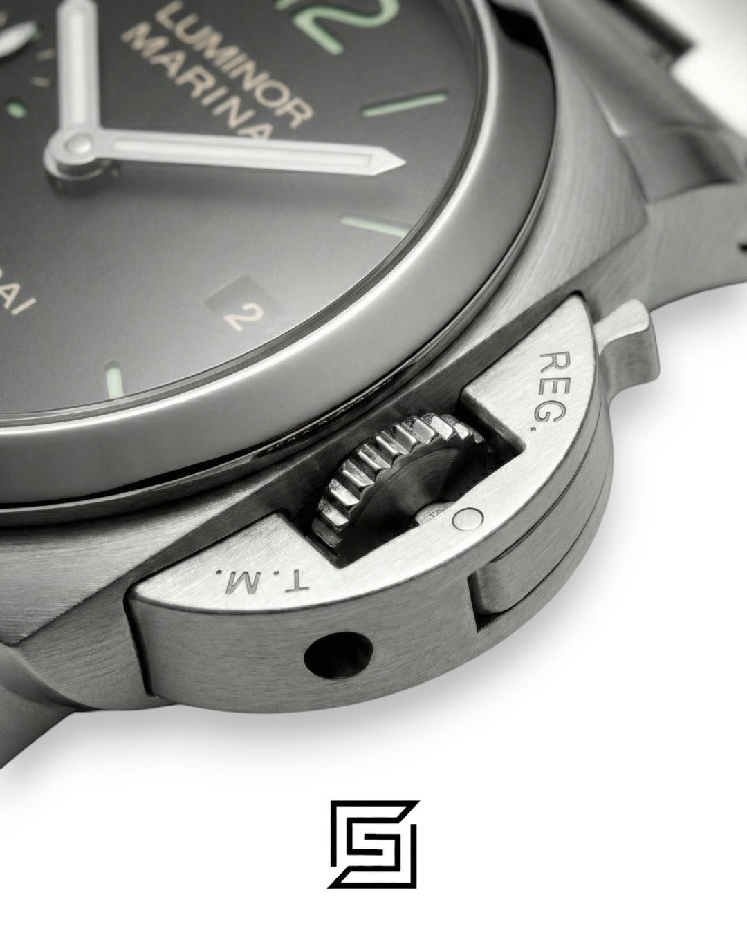 Panerai Luminor Marina Black Dial Stainless Steel Automatic - 44mm