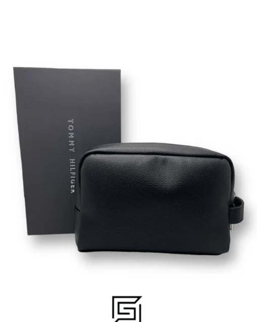 Bags,Leather,Men Tommy Hilfiger leather Tommy Handbag BOX Tommy METAL LOGO on TOP HARD PATTIERN/BLACK Tommy Hilfiger