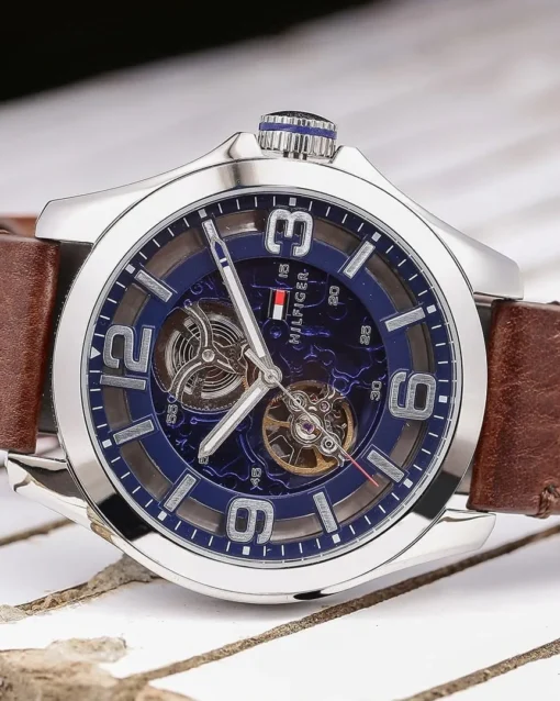 Men,Original Watches Tommy Hilfiger original-watches Analog Automatic-self-Wind Watch with Patent Leather Strap 1791278 Tommy Hilfiger