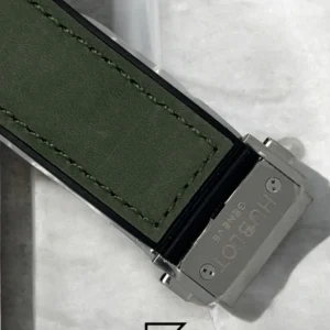 Men,Watches watches HUBLOT CLASSIC NEW - Green Chamois Band - Black Dial - Silver Body Hublot