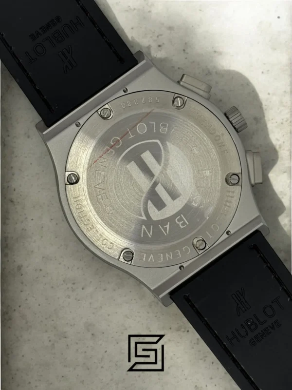 Men,Watches watches HUBLOT CLASSIC NEW - Black Leather Band - Black Dial - Grey Titanium Body Hublot
