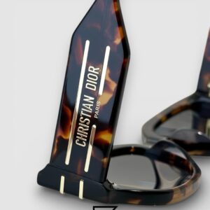 ⁦Dior Signature S13F Black Lenses and Tiger Brown Frame with Gold Logo Luxury Sunglasses⁩ - الصورة ⁦10⁩