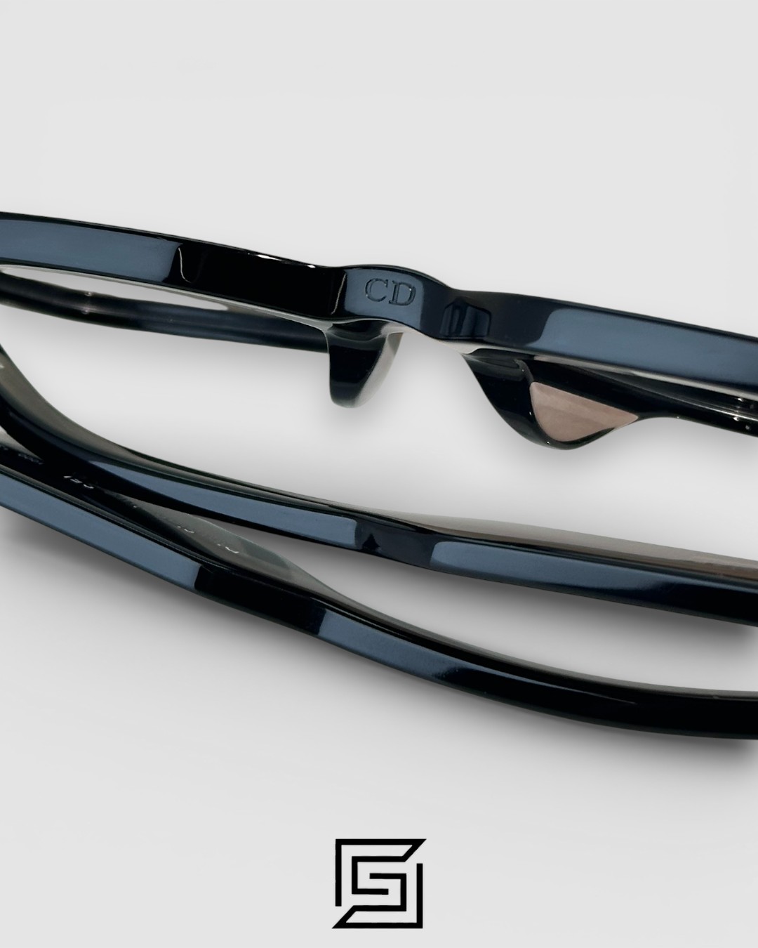 ⁦Dior Signature S51 Black Frame with Gold Logo Luxury Optical Glasses⁩ - الصورة ⁦9⁩