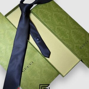 Ties Gucci - Navy Blue Color Engraved With Gucci Bee Signature Line Gucci