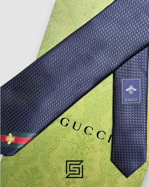 Ties Gucci - Navy Blue Color Engraved With Gucci Bee Signature Line Gucci