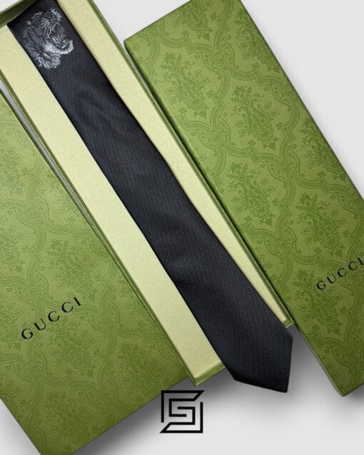Ties Gucci - Black Color With Black and White Lion Head Gucci