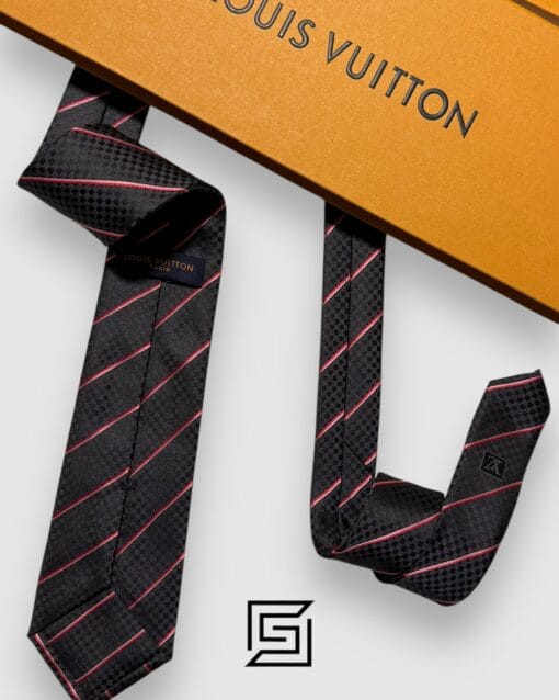 Ties Louis Vuitton - Black - Red Striped Italian Style Louis Vuitton
