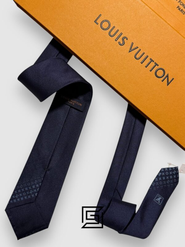 Ties Louis Vuitton - Navy Blue LV Pattern End Of Tie Italian Style Louis Vuitton