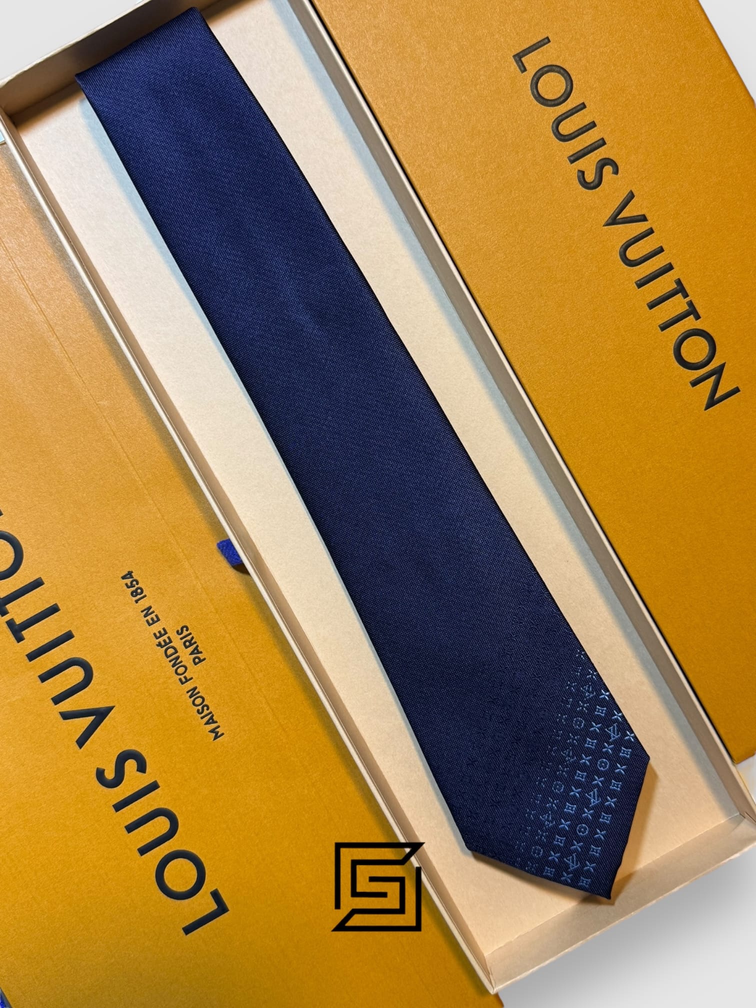 Ties Louis Vuitton - Navy Blue LV Pattern End Of Tie Italian Style Louis Vuitton