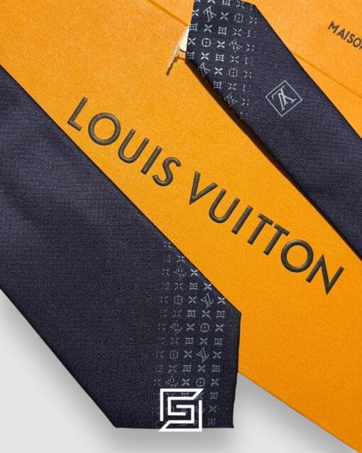 Ties Louis Vuitton - Navy Blue LV Pattern End Of Tie Italian Style Louis Vuitton