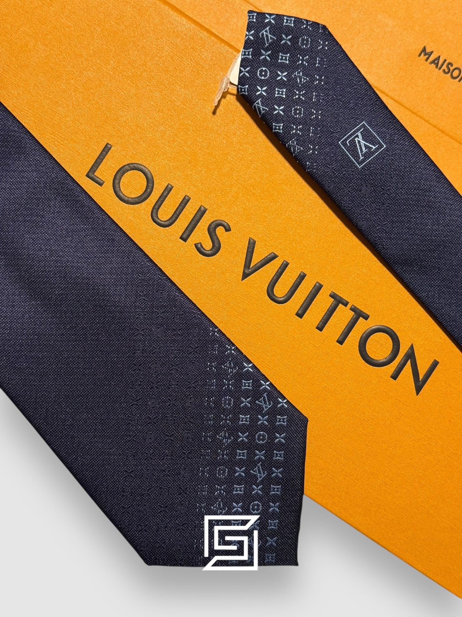 Ties Louis Vuitton - Navy Blue LV Pattern End Of Tie Italian Style Louis Vuitton
