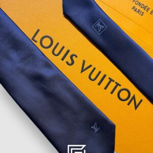 Ties Louis Vuitton - Navy Blue Basic With LV Logo Louis Vuitton