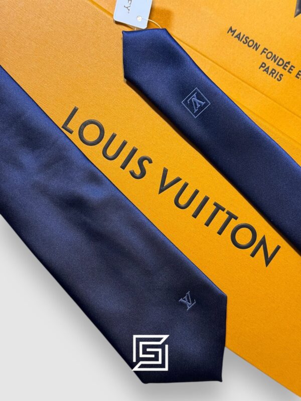 Ties Louis Vuitton - Navy Blue Basic With LV Logo Louis Vuitton