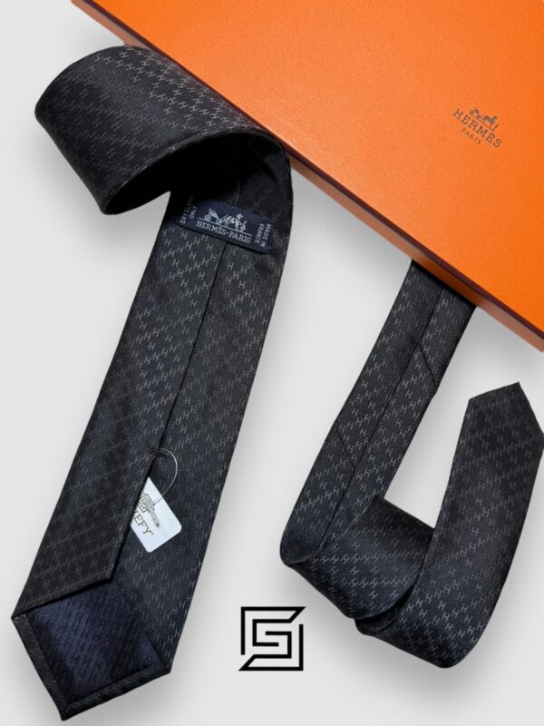 Ties Hermes - Black With H Pattern Italian Style Hermes