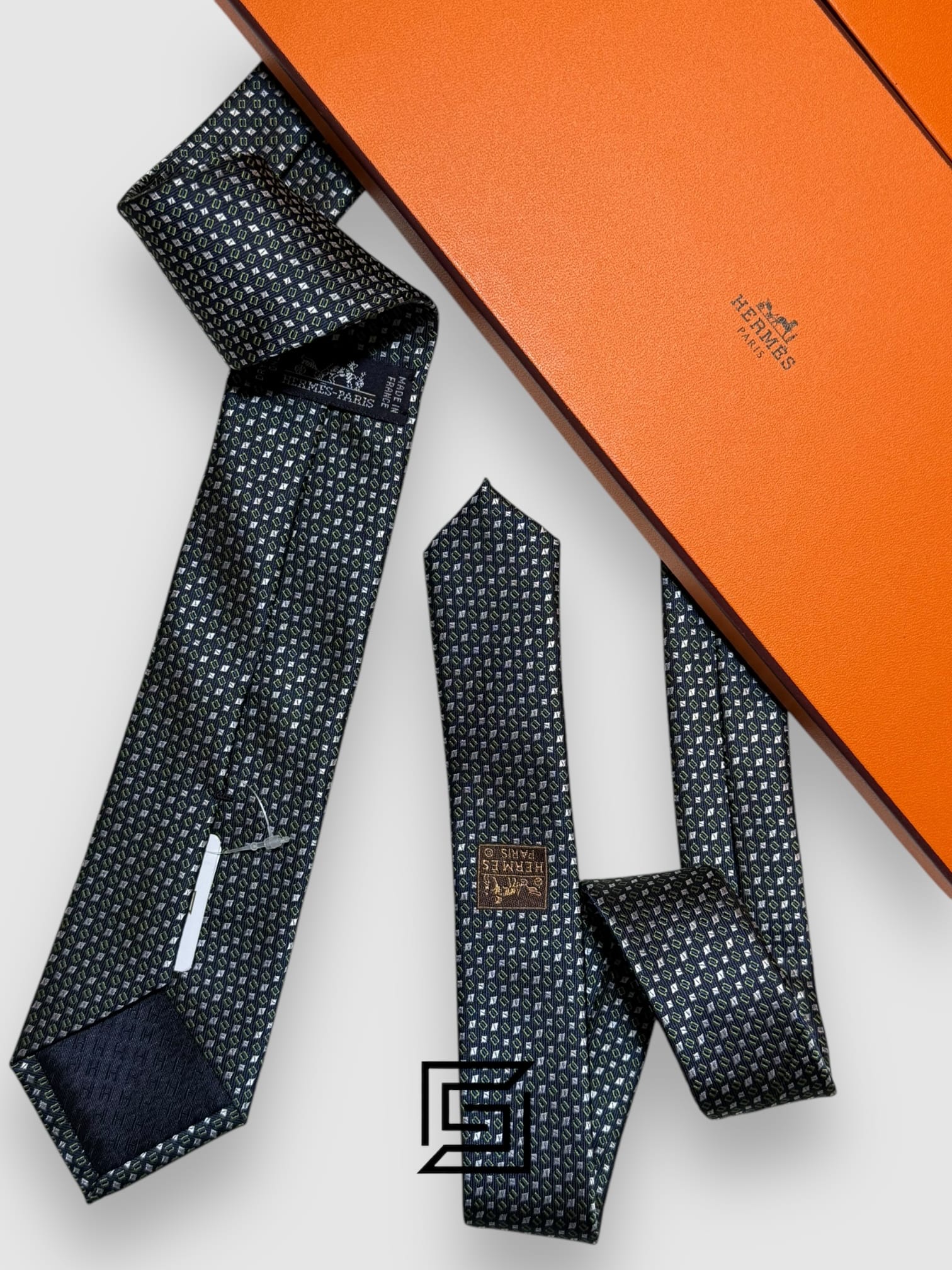 Ties Hermes - Green With Square Multi Pattern Hermes