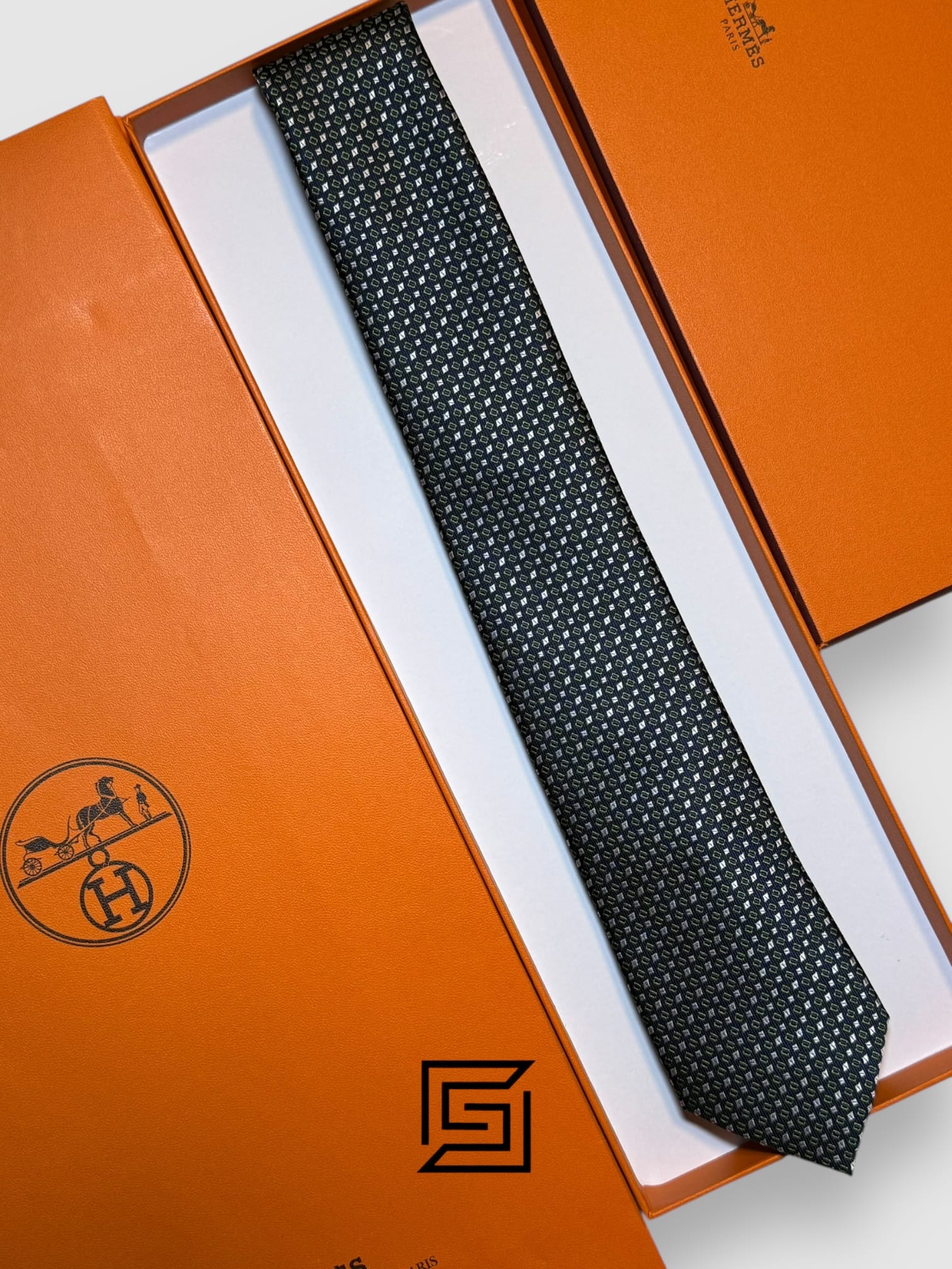 Ties Hermes - Green With Square Multi Pattern Hermes