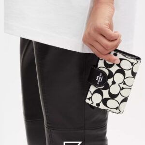 Leather,Wallets,Women Medium Corner Zip Wallet In Signature Canvas Style No. CP420 Coach