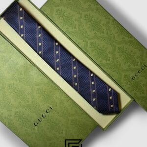 Ties Gucci - Navy Blue Color With Gold Bee Constant Pattern Gucci