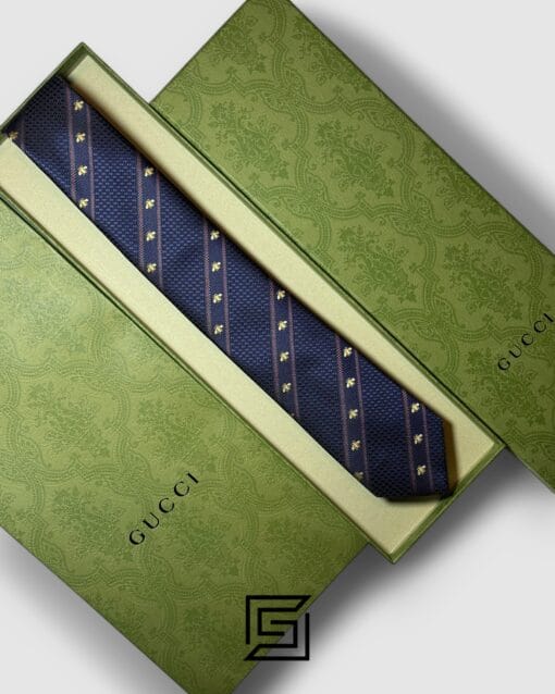 Ties Gucci - Navy Blue Color With Gold Bee Constant Pattern Gucci