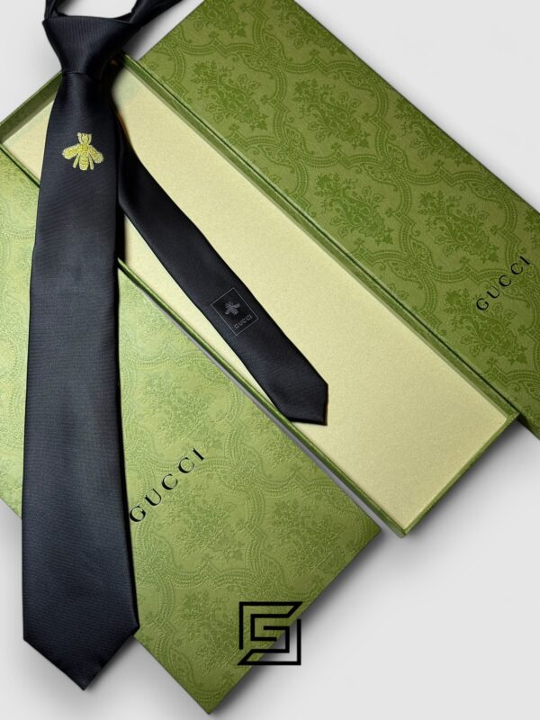 Ties Gucci - Black Color With Big Gold Bee Gucci