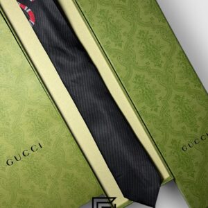 Ties Gucci - Black Color With Red Snak Gucci