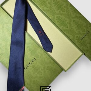 Ties Gucci - Navy Blue Color Engraved G Pattern With Gucci Signature Line Gucci