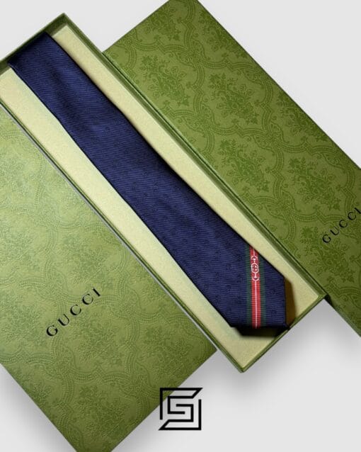 Ties Gucci - Navy Blue Color Engraved G Pattern With Gucci Signature Line Gucci